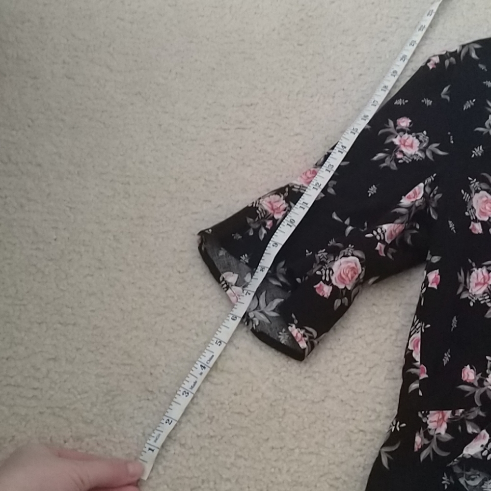 Top - Picture 4 of 4